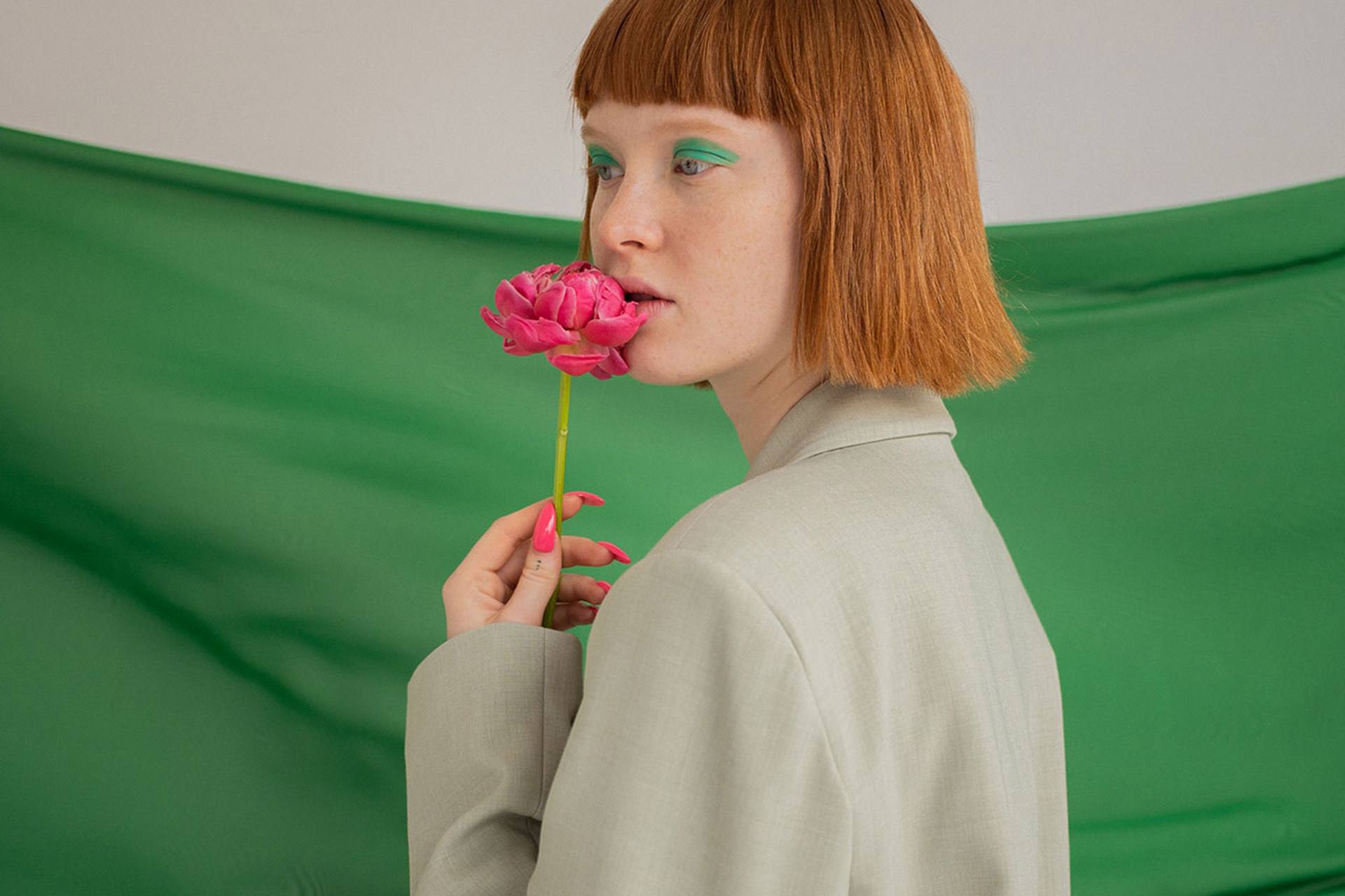 The History of Iconic Fashion Photos